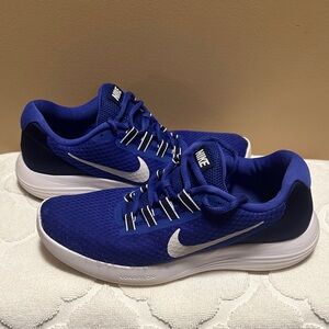 Nike Men's Royal Blue Athletic Shoes